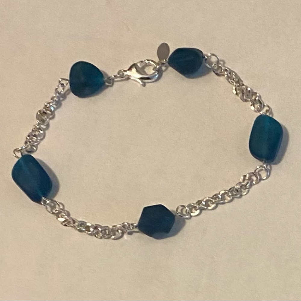 Blue cultured sea glass bracelet NEW